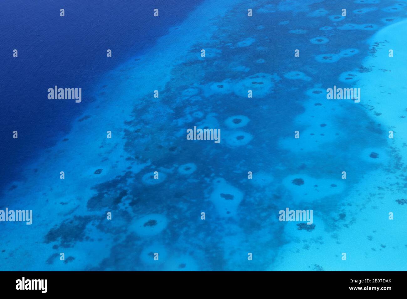 Aerial view of tropical coral reef in the Maldives Stock Photo - Alamy