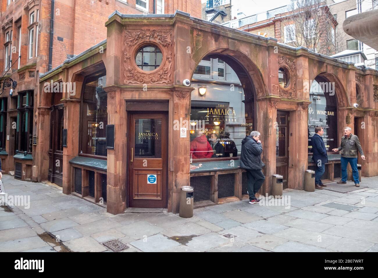 The Jamaica Wine House in the City of London Stock Photo Alamy