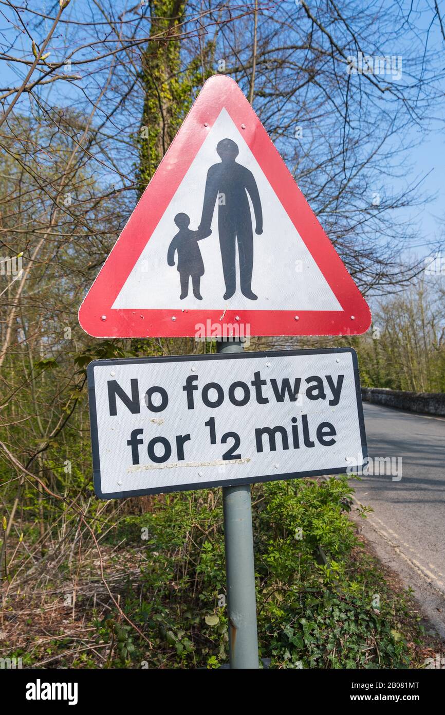 No footway or no footpath sign, a triangular warning sign for pedestrians in the UK. Stock Photo