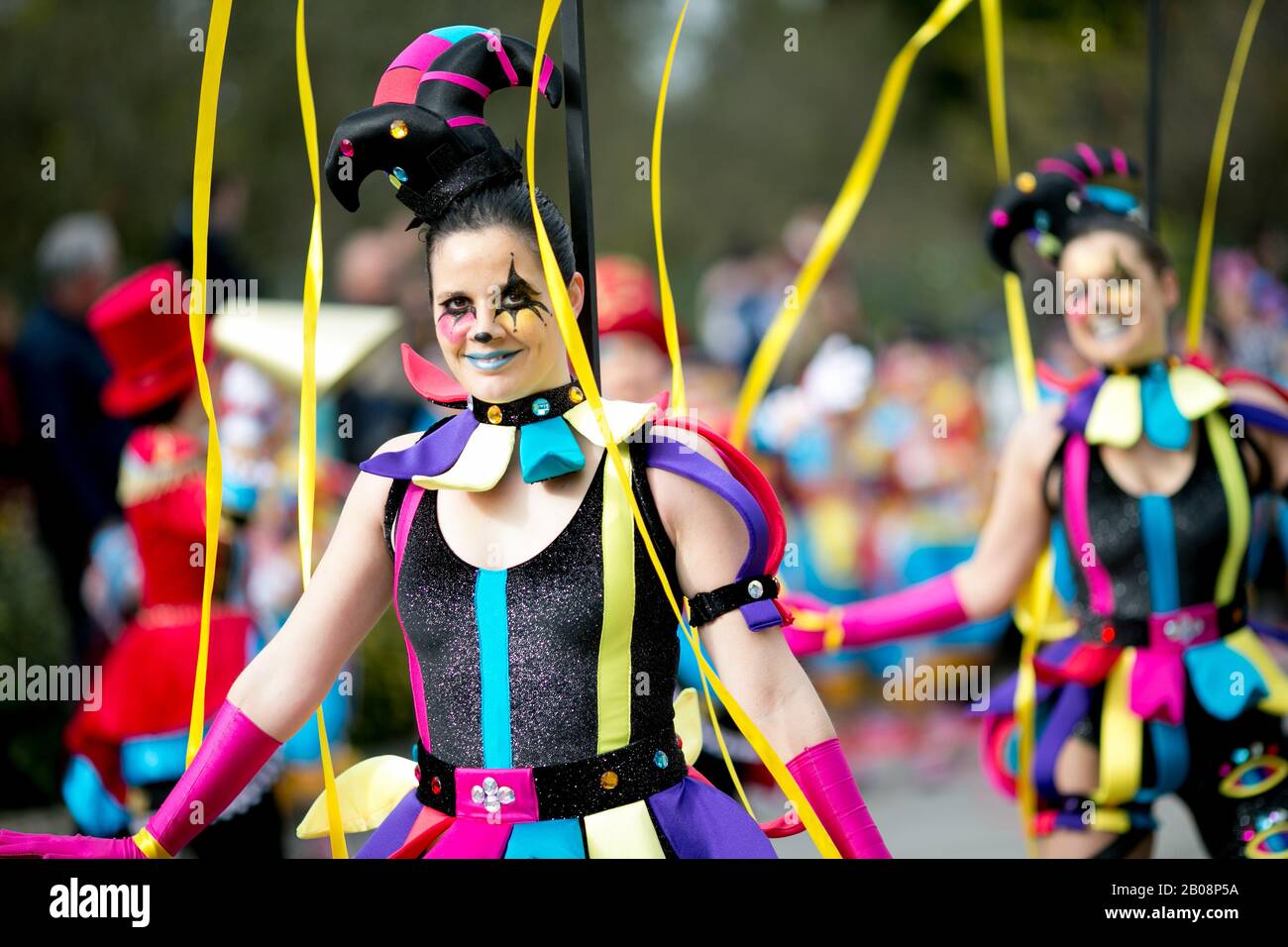Carnaval de Ovar, Portugal. Desfile de cor e alegria Stock Photo - Alamy