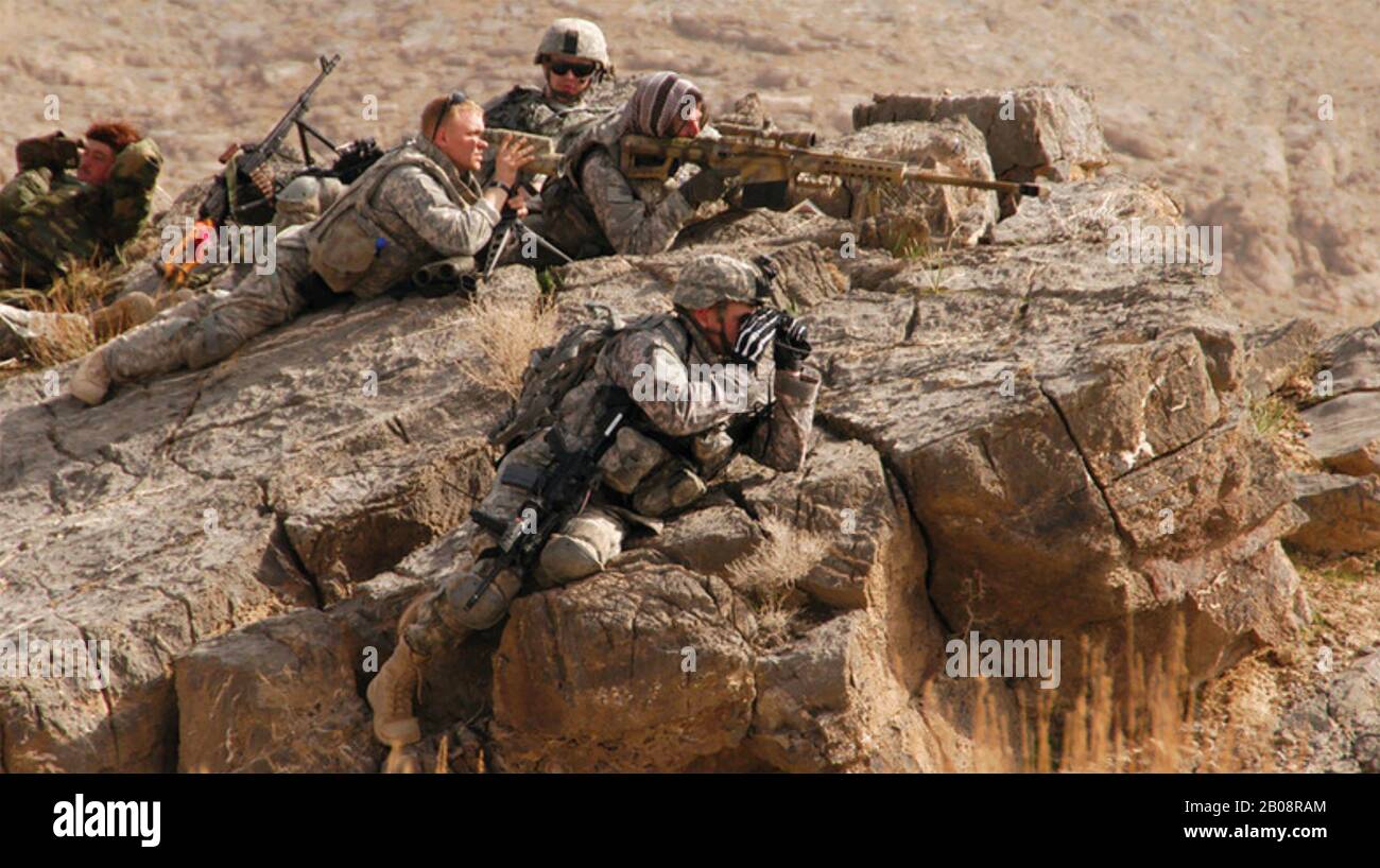AMERICAN sniper - Sniping in Afghanistan (310m HEADSHOT) US Sniper