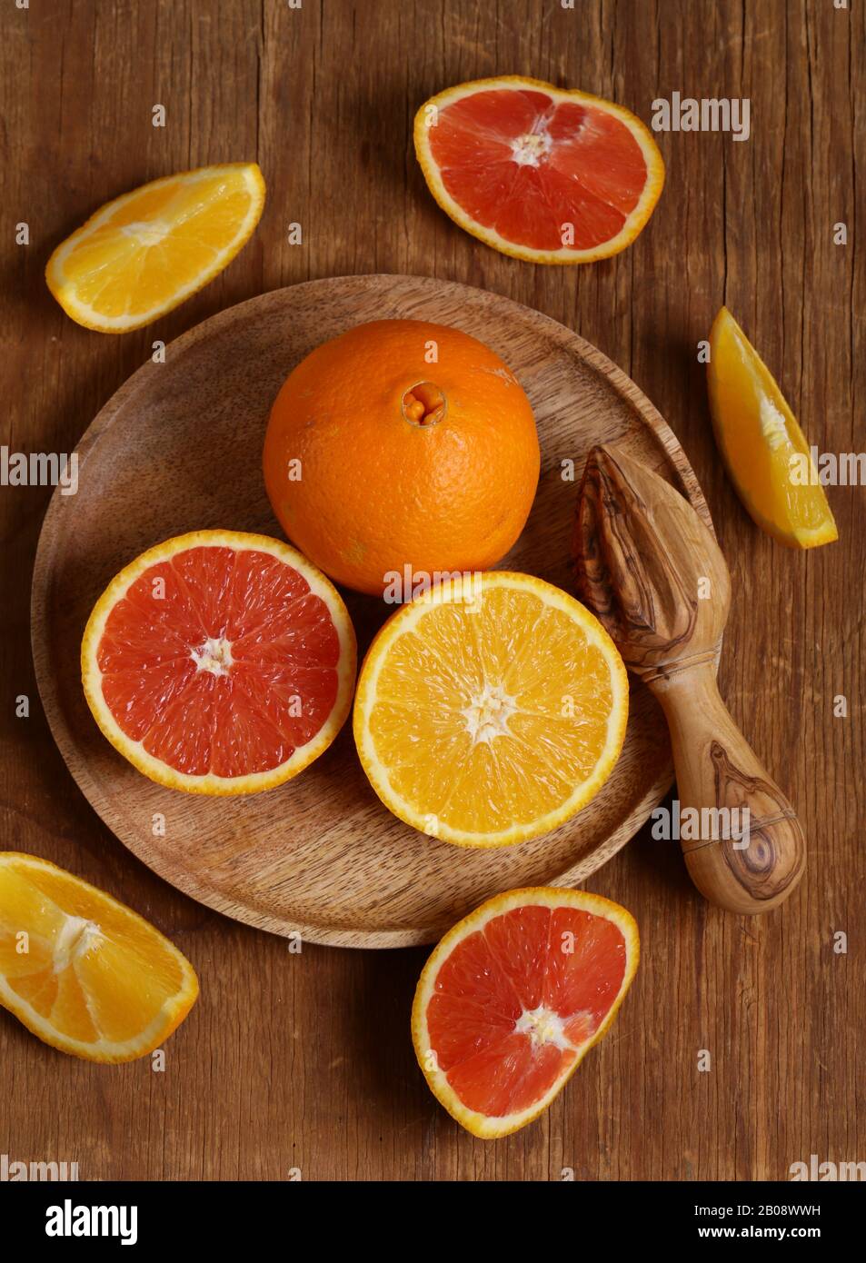 fresh natural organic oranges for juice Stock Photo Alamy