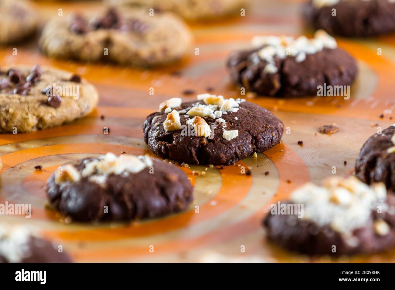 10 Best Toppings for Dark Cacao Cookie: Sweet & Savory Picks