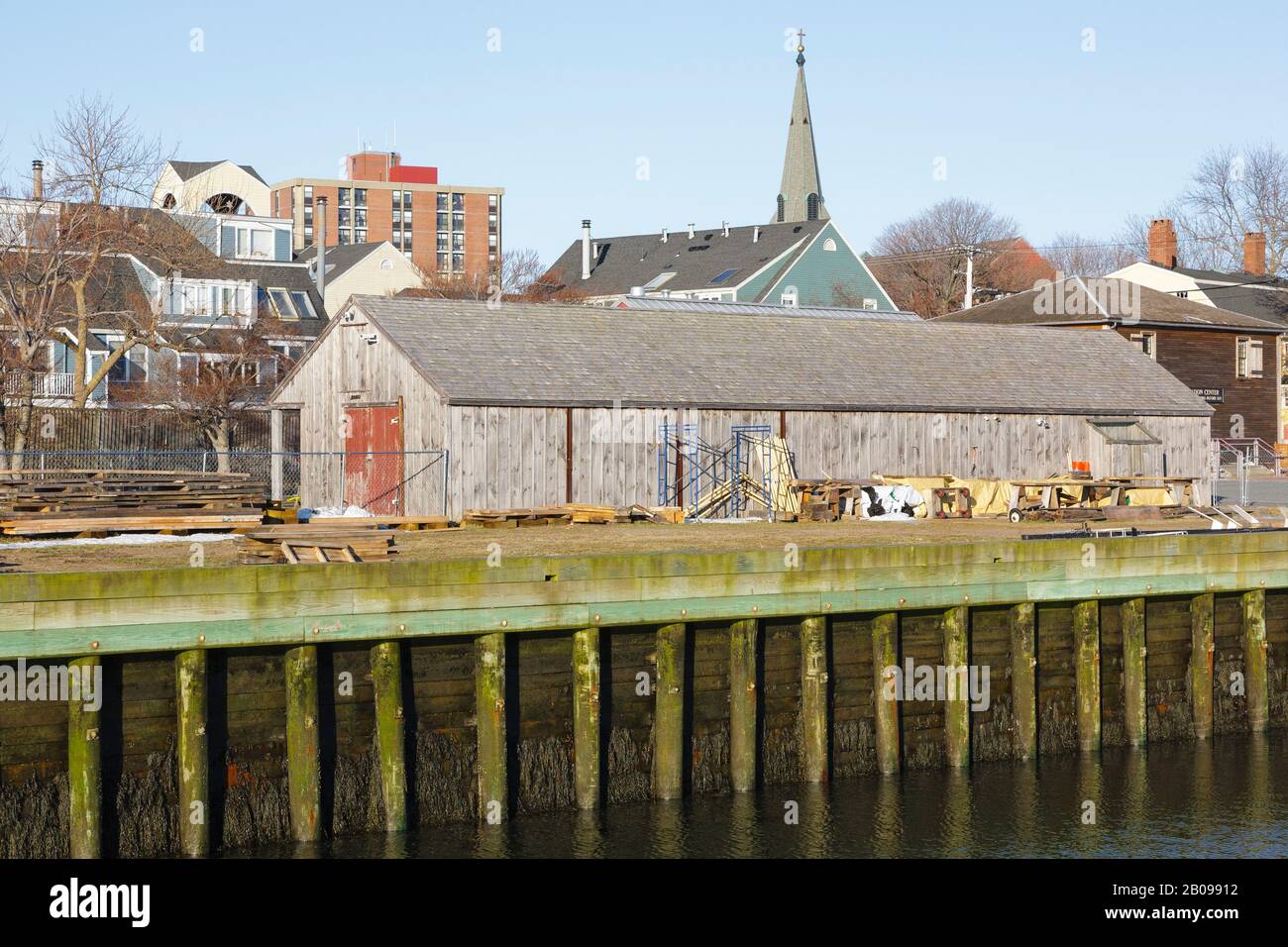 Pickering wharf, salem hi-res stock photography and images - Alamy