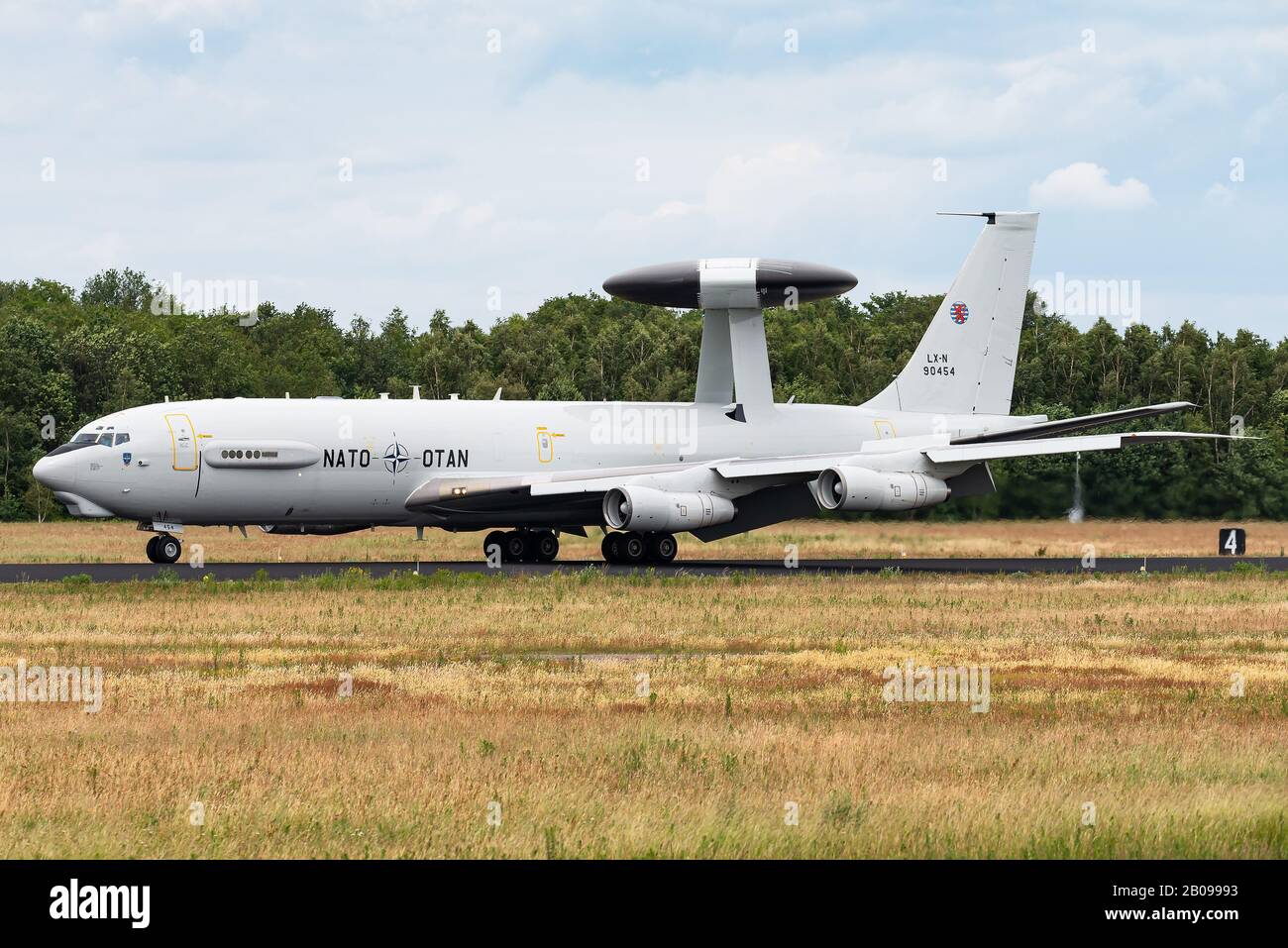 A Boeing E 3 Sentry Airborne Early Warning And Control Awacs Aircraft Of The Nato Stock Photo Alamy