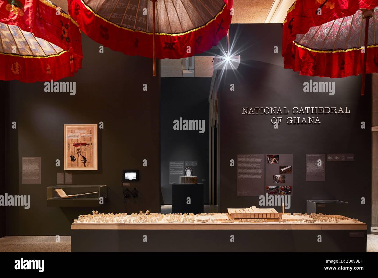 Exhibition room. Making Memory Exhibition, London, United Kingdom. Architect: Adjaye Associates , 2019. Stock Photo