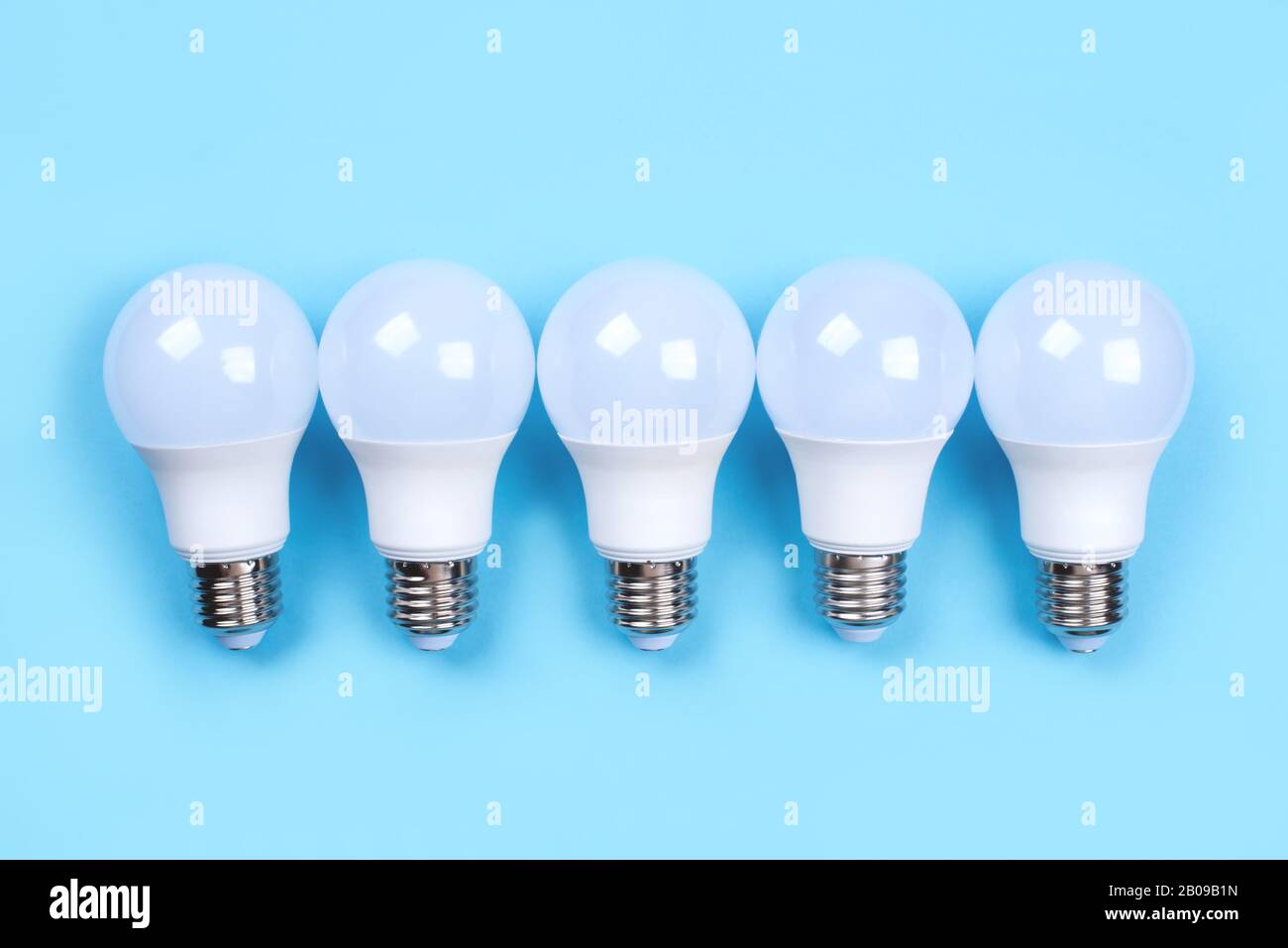 Five bulbs hi-res stock photography and images - Alamy