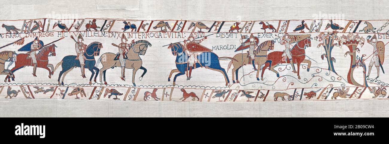 Bayeux Tapestry scene 49:  As he advances Duke William is told where the Saxon army is. BYX49 Stock Photo