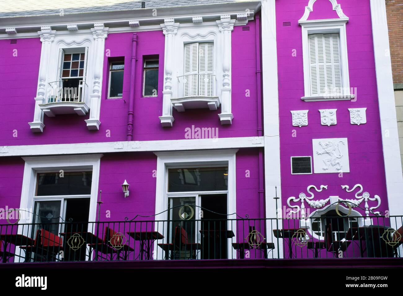 SOUTH AFRICA CAPE TOWN DUTCH COLONIAL ARCHITECTURE MAGENTA PAINTED south-africa-cape-town-dutch-colonial-architecture-magenta-painted