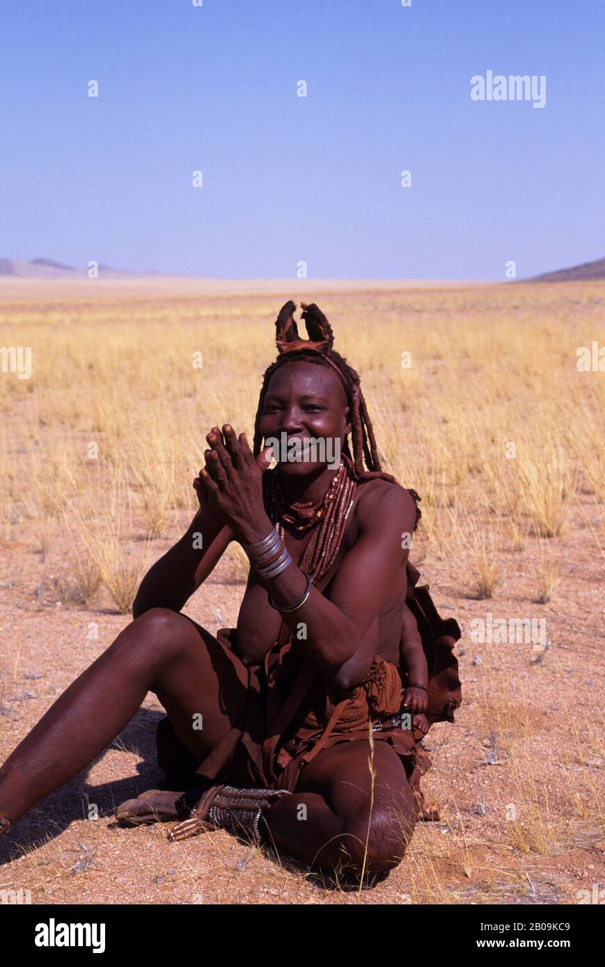 NAMIBIA, SKELETON COAST, KUNENE AREA, HIMBA WOMAN Stock Photo