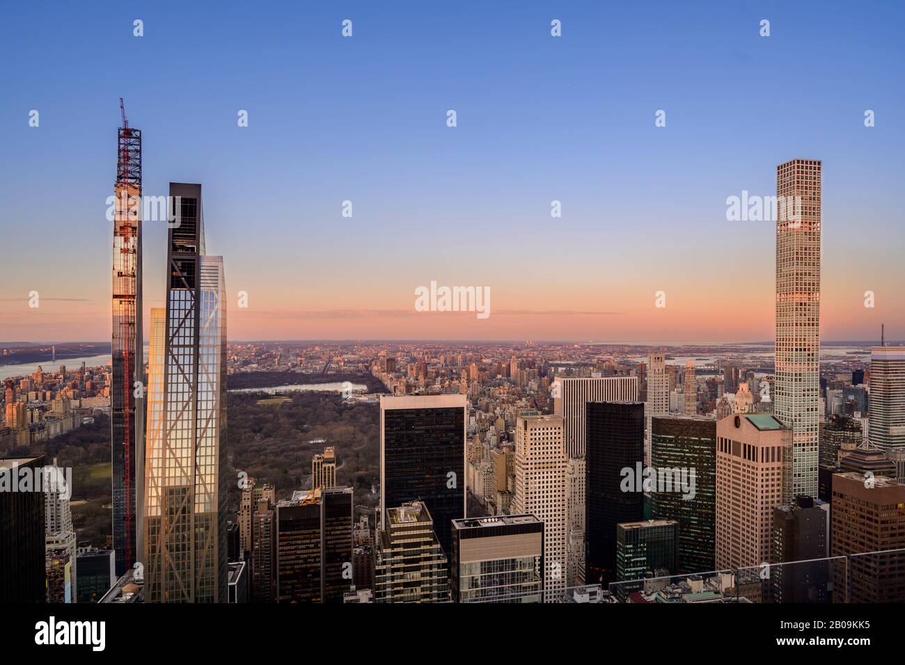 New york city beautiful sunset hi-res stock photography and images - Alamy