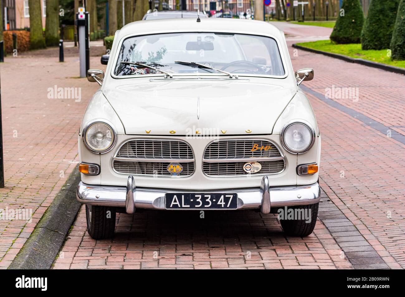 Page 2 Classic Motor Car Volvo High Resolution Stock Photography And Images Alamy
