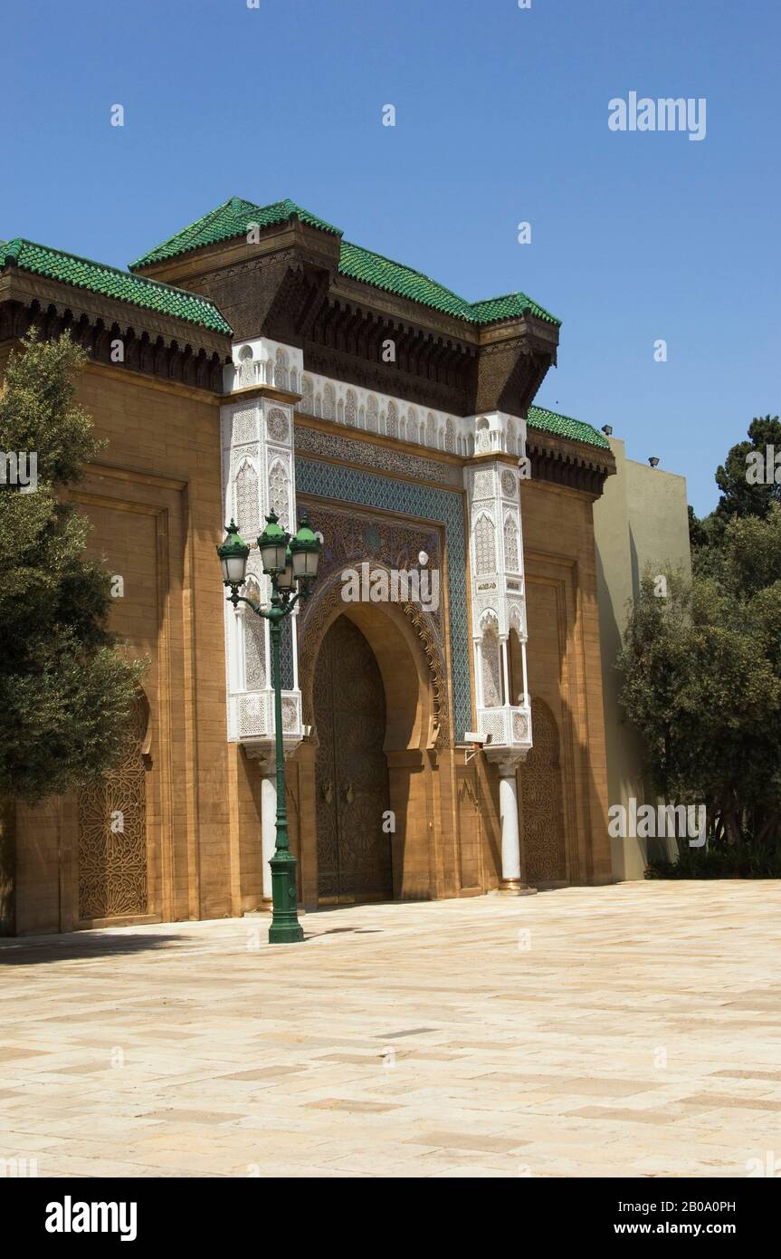 MOROCCO, CASABLANCA, PALACE OF THE KING, GATE Stock Photo - Alamy