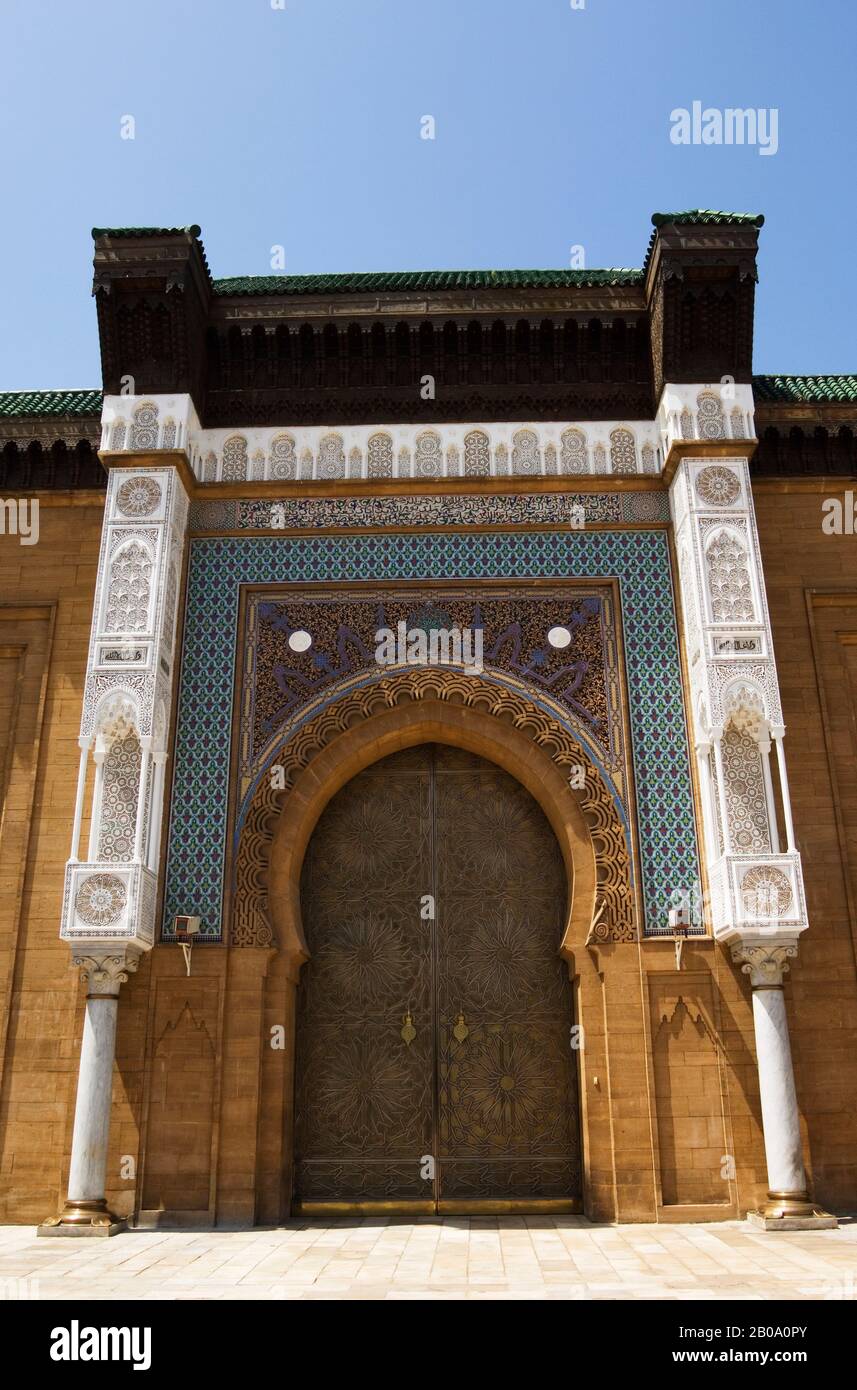 MOROCCO, CASABLANCA, PALACE OF THE KING, GATE Stock Photo - Alamy