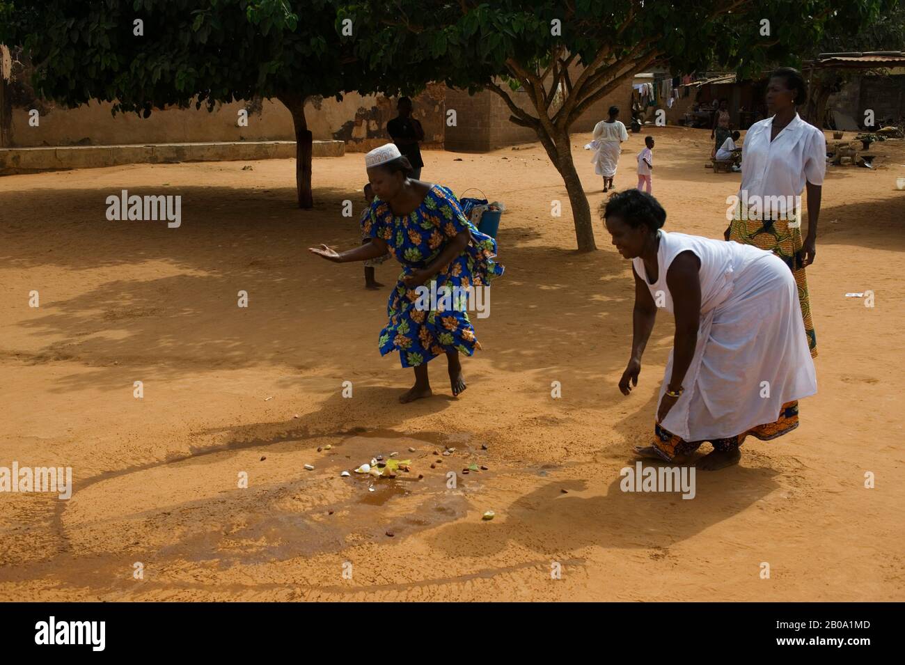 Voodoo ceremony africa hi-res stock photography and images - Alamy