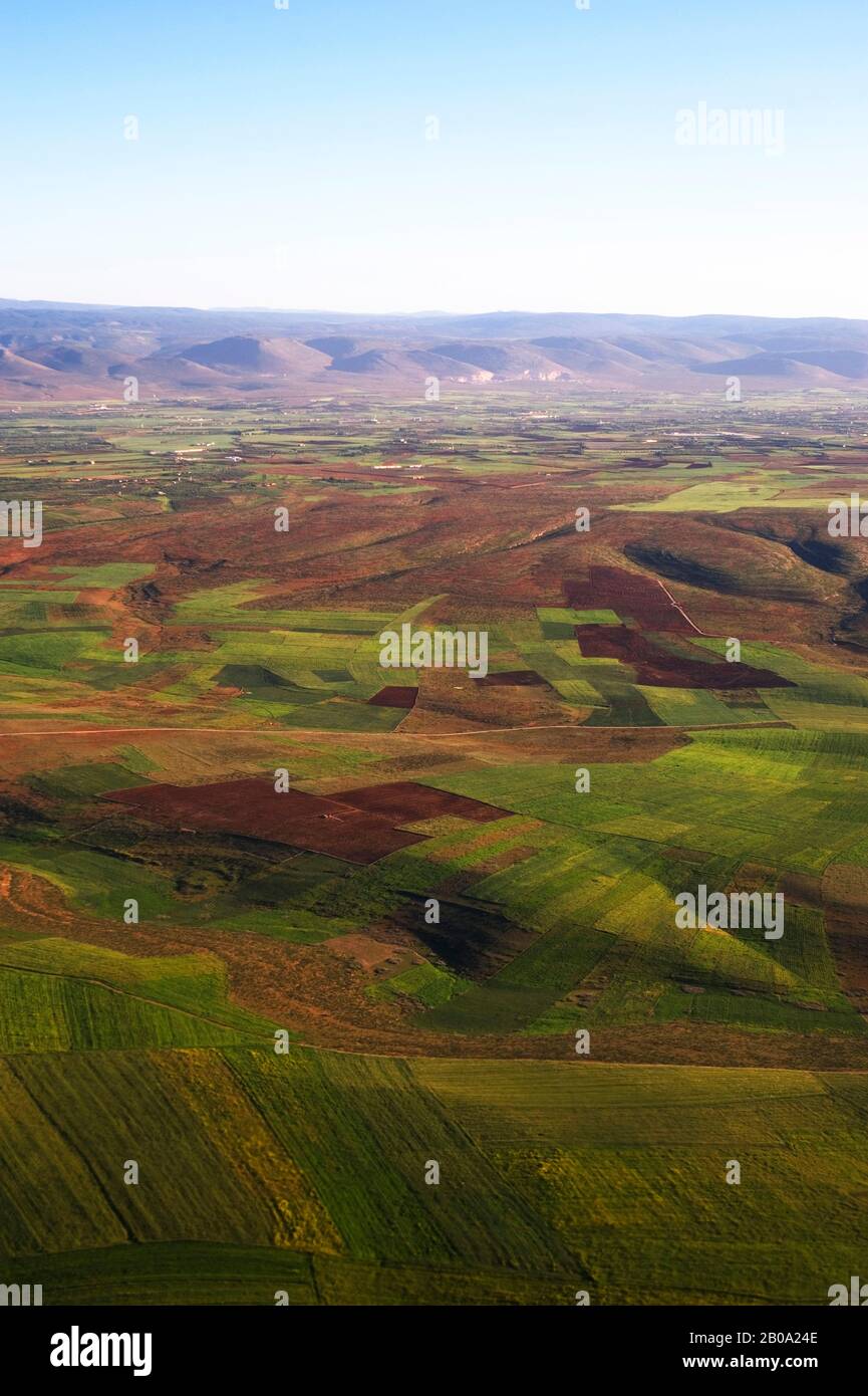 Moroccan fields hi-res stock photography and images - Alamy