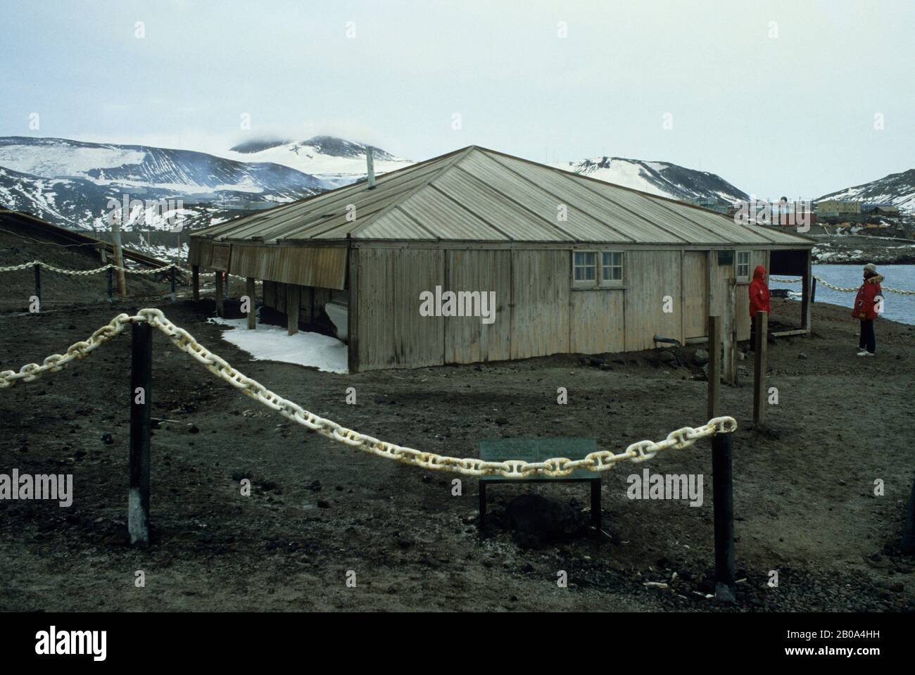 Mcmurdo hut antarctica research hi-res stock photography and images - Alamy