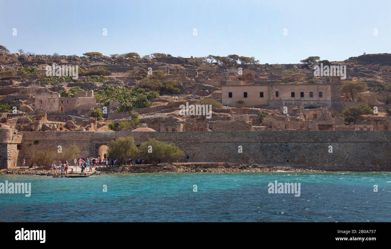 The island of Spinalonga  ( also known as Kalydon ) in North Eastern Crete. The island was used as a leper colony from 1903 to 1957. Stock Photo