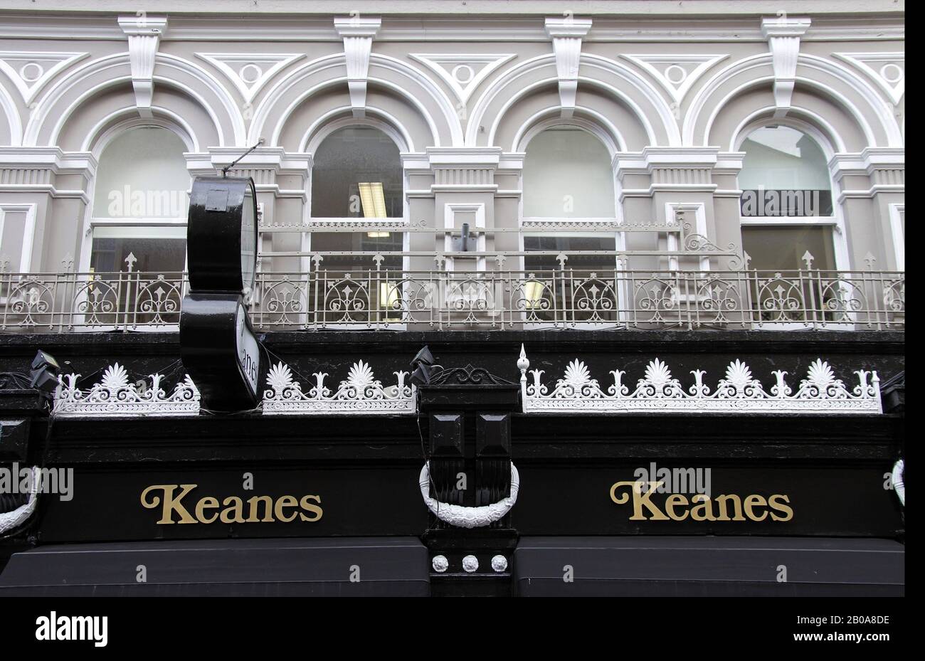 Keanes jewellery hires stock photography and images Alamy