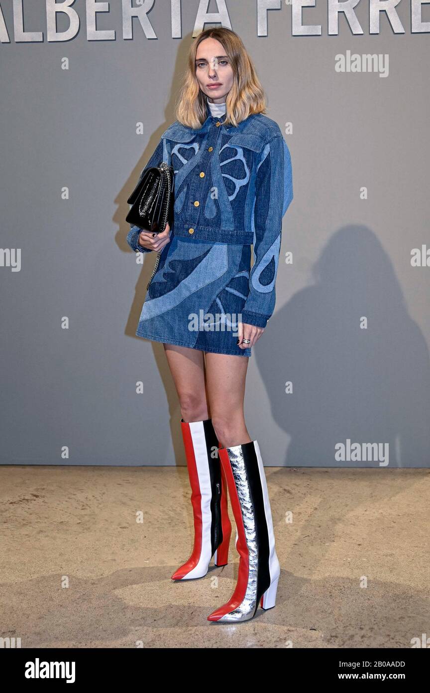 Chiara Ferragni poses at the photocall for Louis Vuitton Cruise Collection  2024 presentation held at Palazzo Borromeo in Isola Bella, Italy on May 24,  2023. Photo by Marco Piovanotto/ABACAPRESS.COM Stock Photo - Alamy