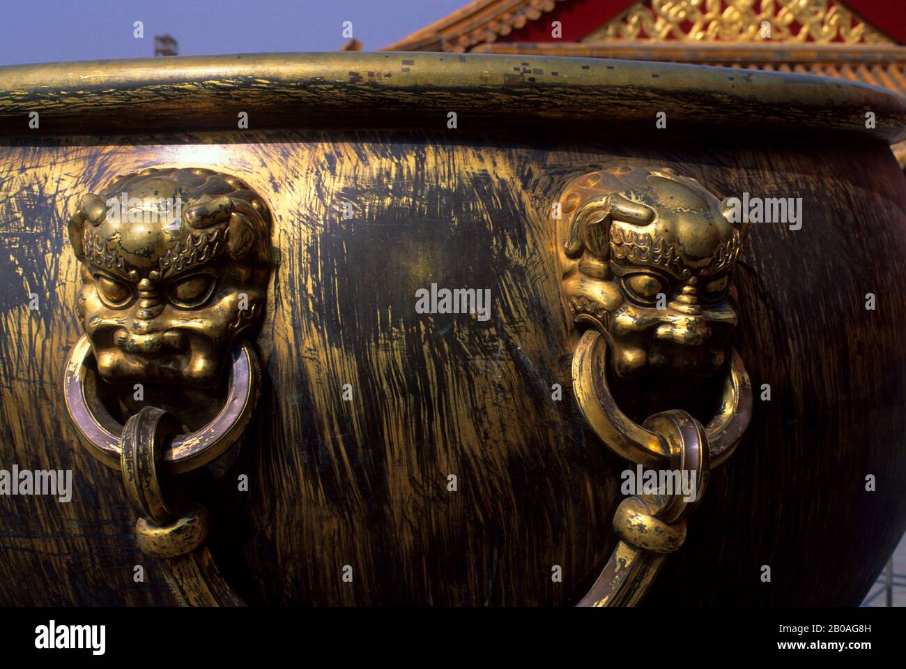 CHINA, BEIJING, FORBIDDEN CITY, BRONZE URN, CLOSE UP Stock Photo
