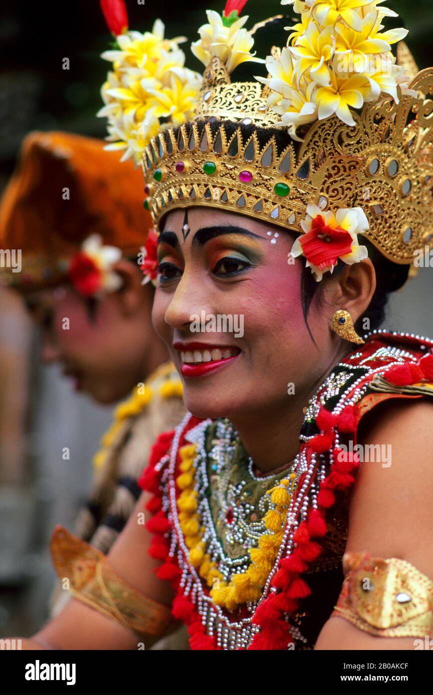 INDONESIA, BALI, BARONG DANCE, CLOSE-UP OF SAHADEWA (SON OF DEWI KUNTI ...