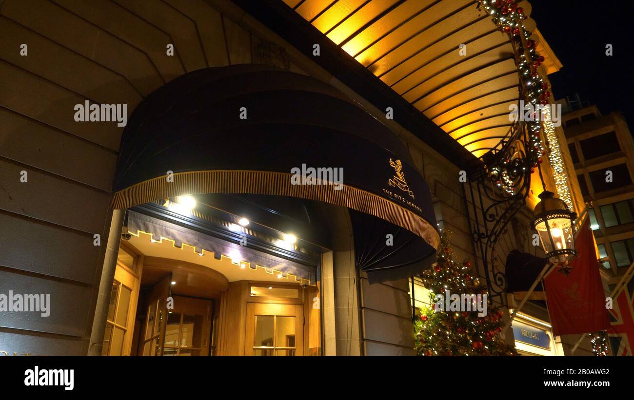The ritz london vintage hi-res stock photography and images - Alamy