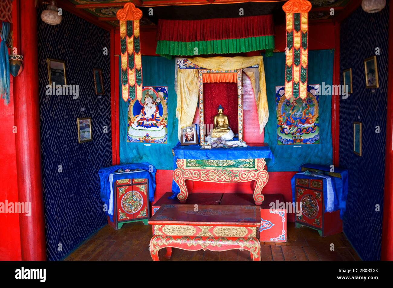 Buddha statue ulan bator mongolia hi-res stock photography and images ...