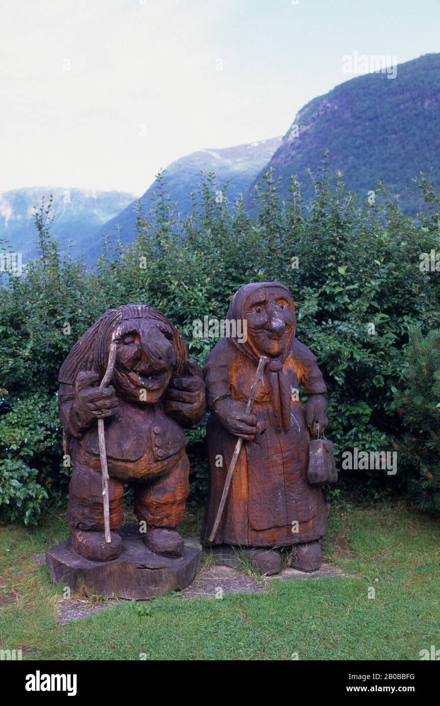 Wooden troll statues hi-res stock photography and images - Alamy