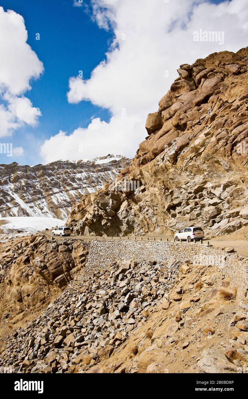 Tourist expedition searching snow leopard in Zanskar range. Ladakh
