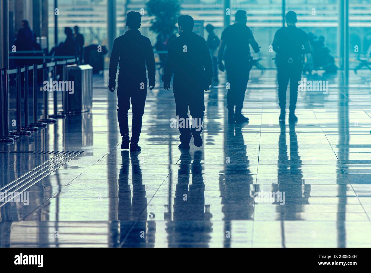 Airport silhouette hi-res stock photography and images - Alamy