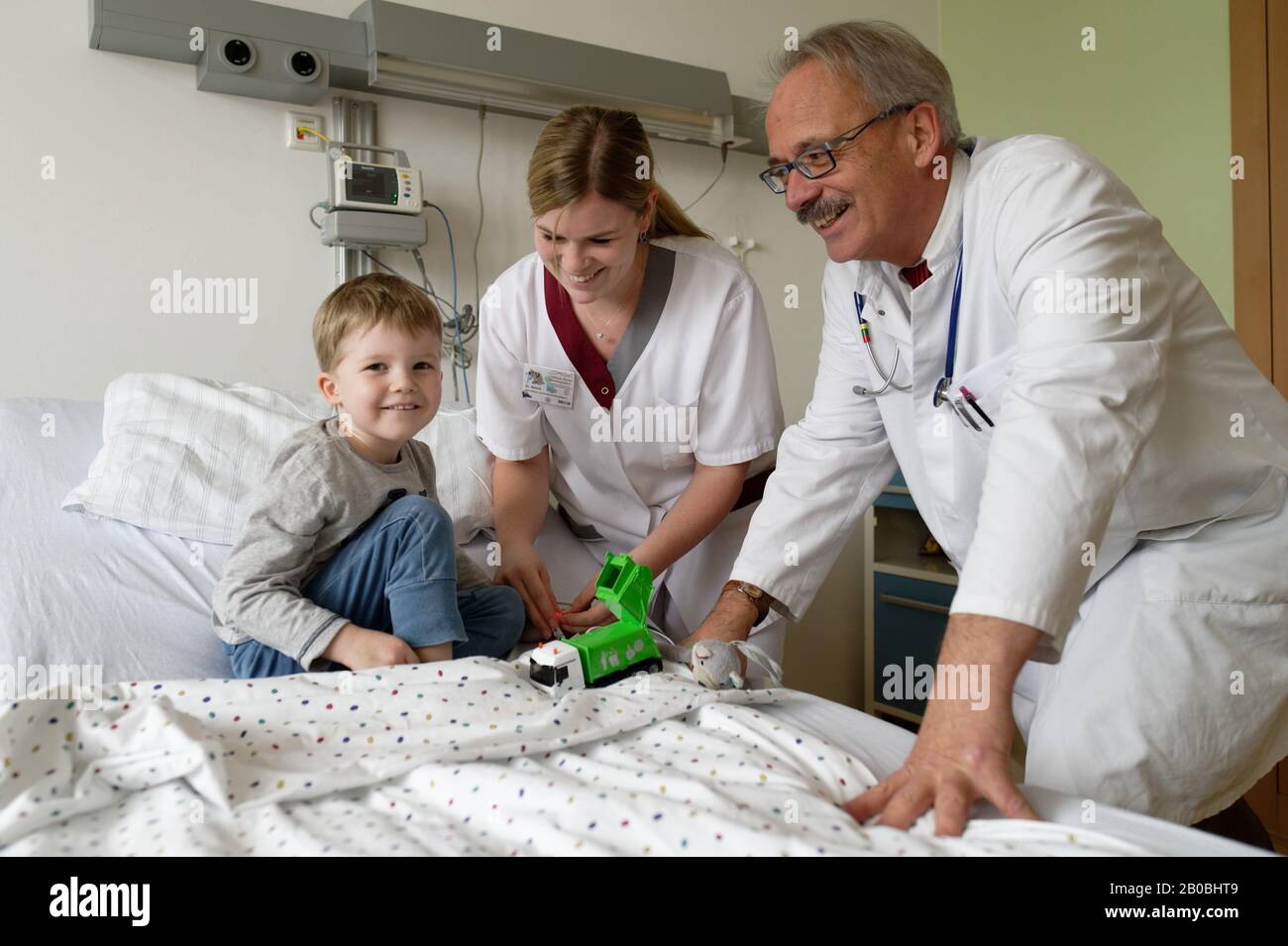 pediatric-nursing-profession