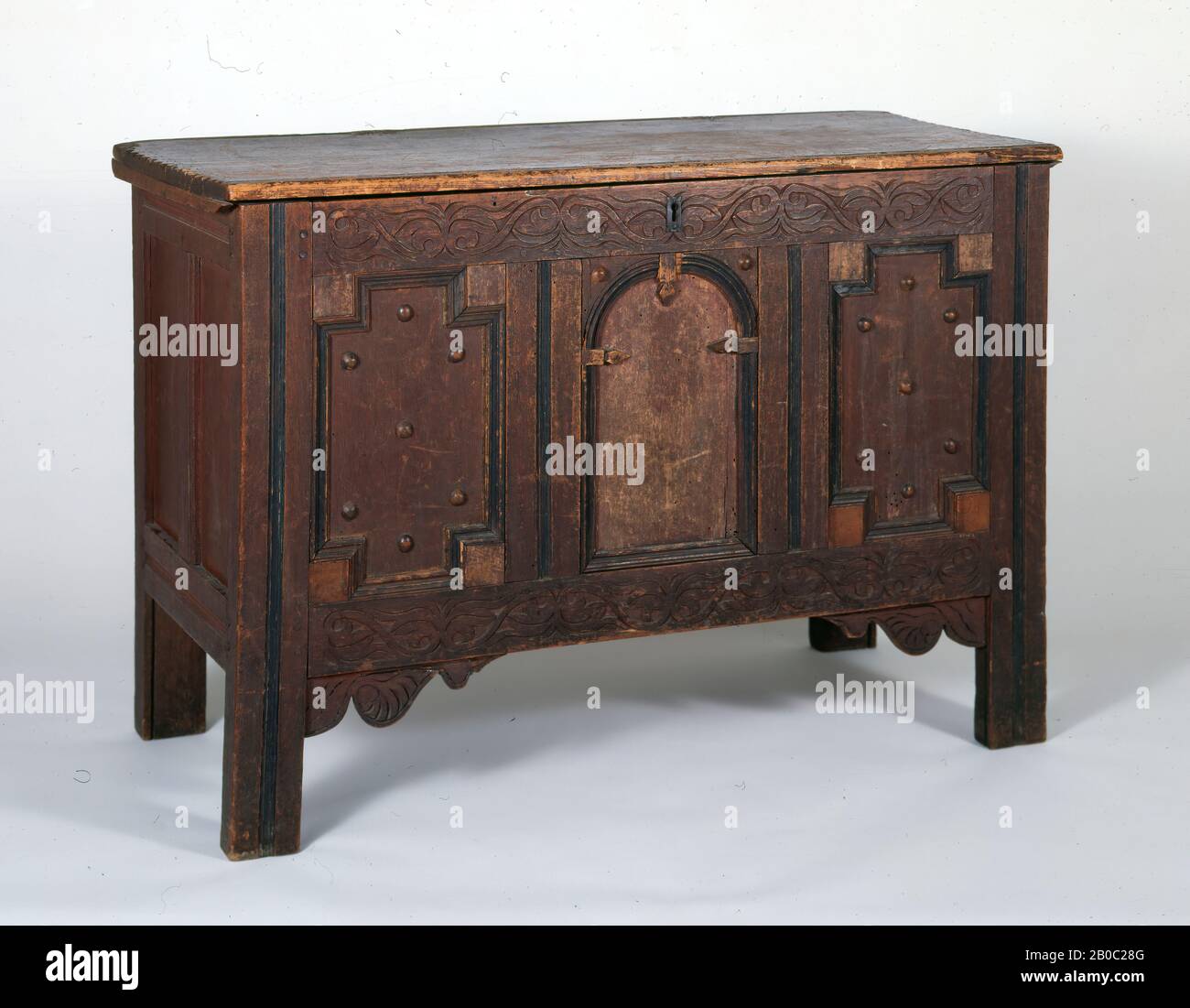 Thomas Dennis, Joined Chest, 1665-1700, oak, and pine, 31 3/4 in. x 41 3/8 in. x 19 15/16 in. (80.6 cm. x 105.1 cm. x 50.7 cm.) Stock Photo
