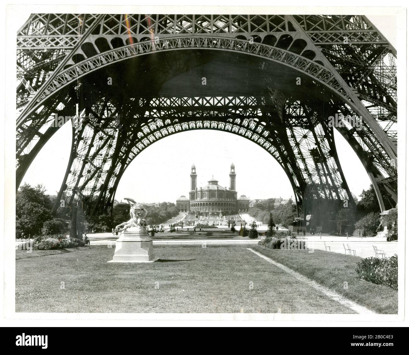 Acme Newspictures, Inc Photographer (New York City Bureau), View of Trocadéro through the Base of the Eiffel Tower, Paris, France, 11/12/1931, gelatin silver print Stock Photo