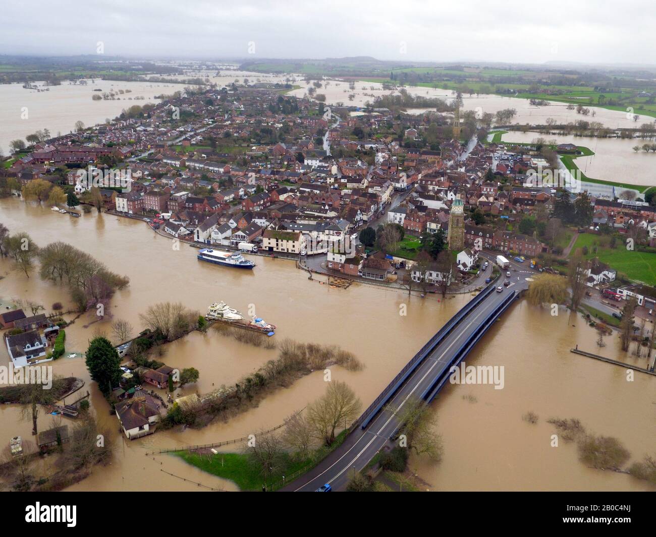 Flood water continues to surround UptonuponSevern, Worcestershire, in
