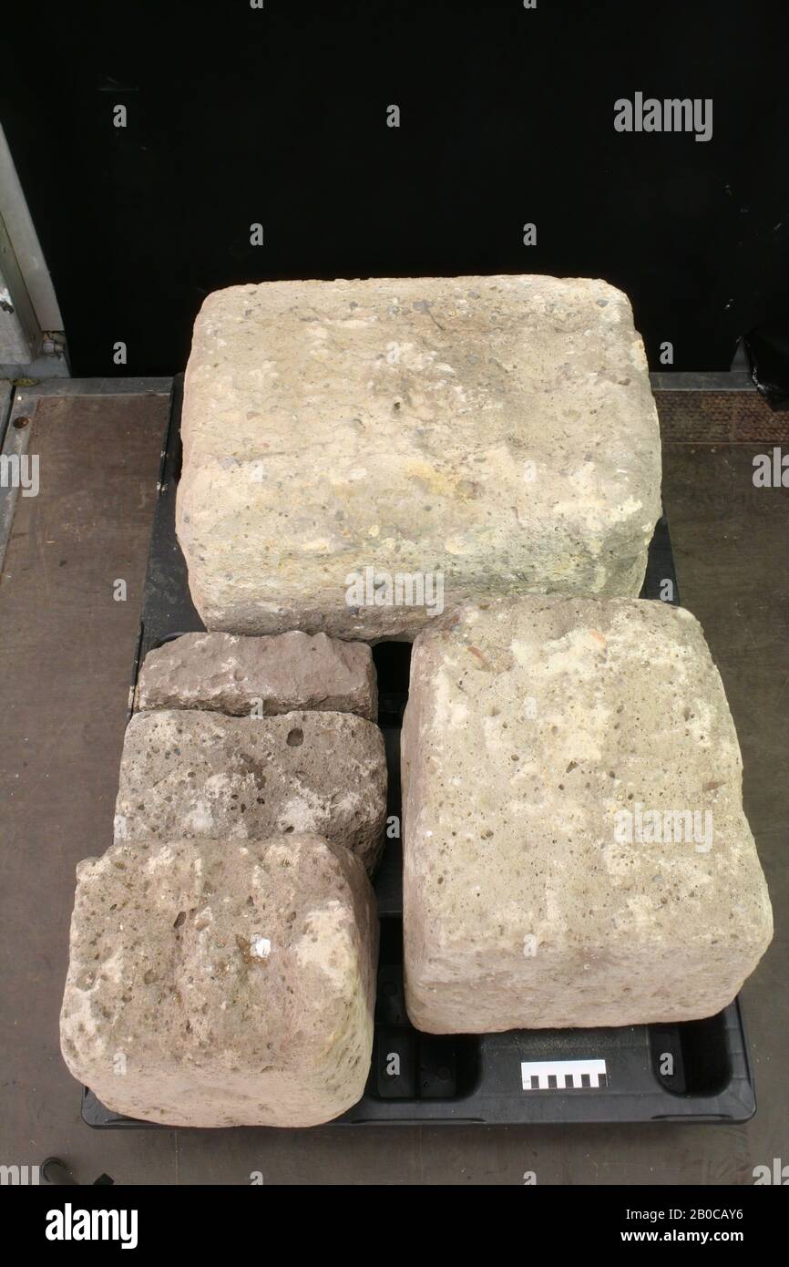 73 kilos top in stone