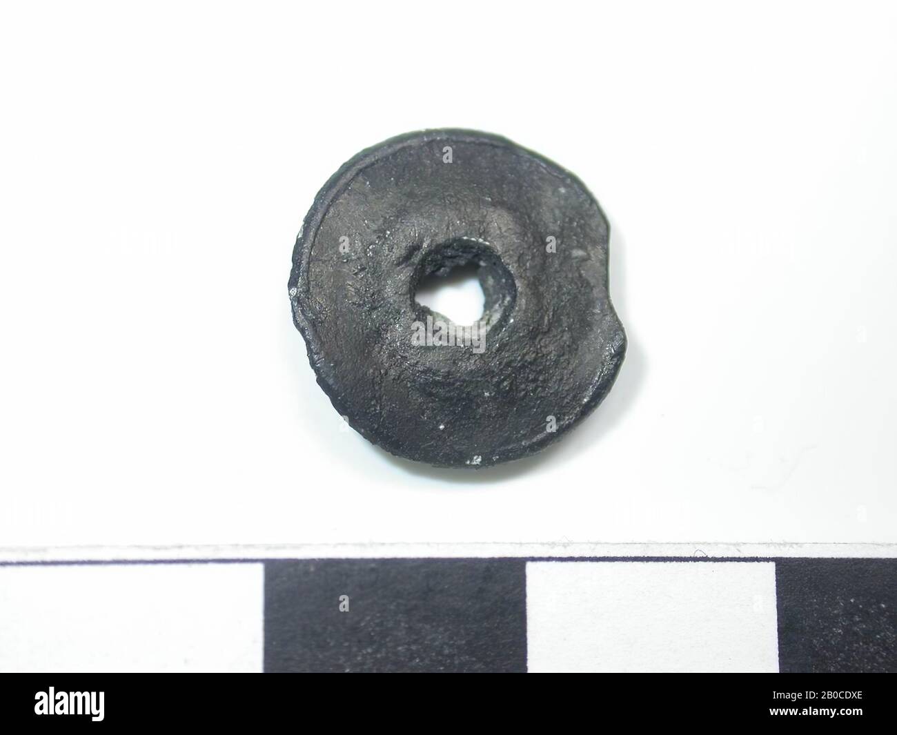 Circle with hole in the middle, black (lead Stock Photo Alamy