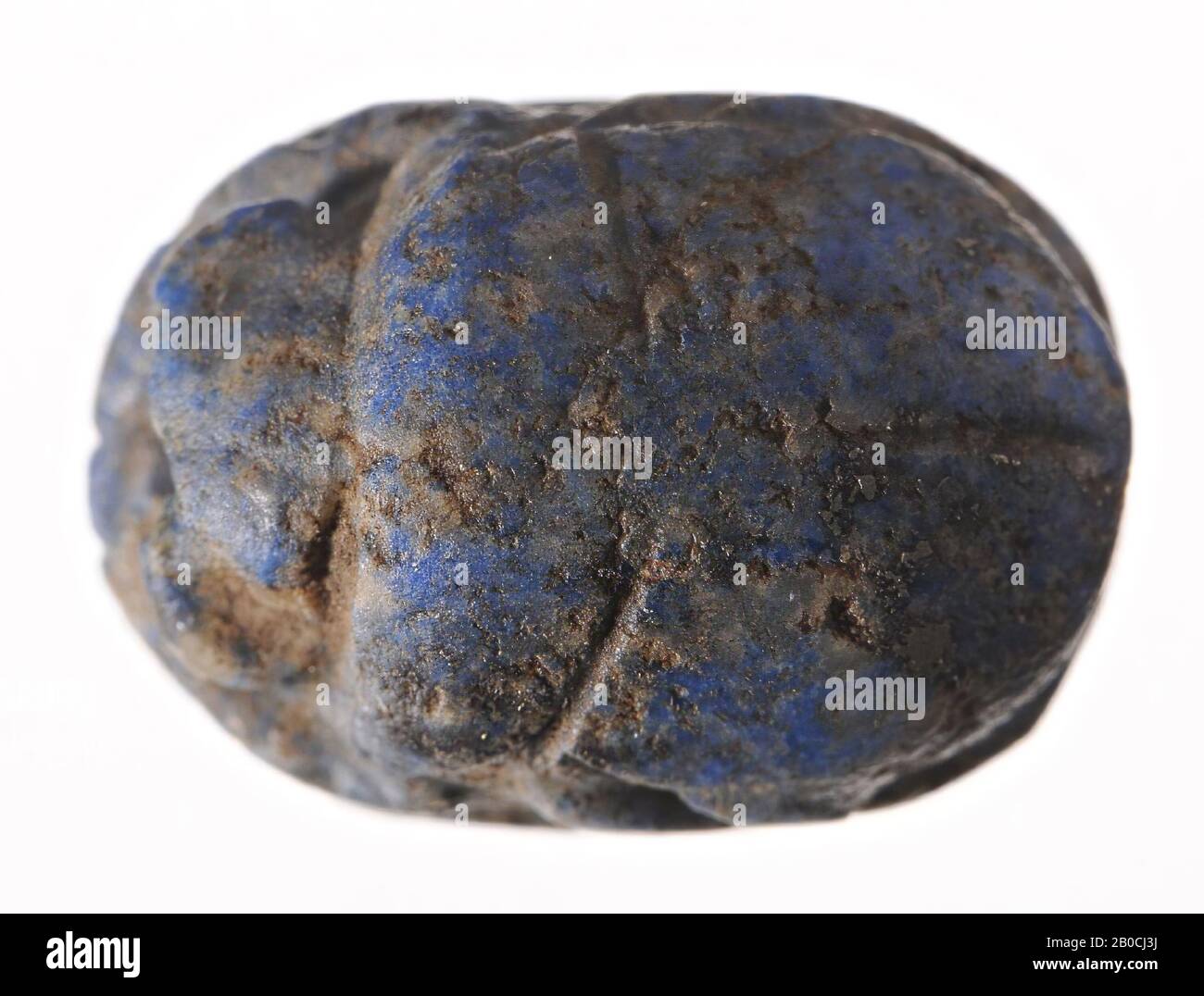 scarab, Scarab with rather concisely cut back, legs roughly embossed. Belly side blank., Blue stone with gray-white veins, probably poor quality lapis lazuli. Rather worn off. No damage except slightly round, scarab, lapis lazuli, l. 1.35, b. 1.0, d. 0.55 cm, New Kingdom, 18th-20th Dynasty ca. 1500-1100 BC, Egypt Stock Photo