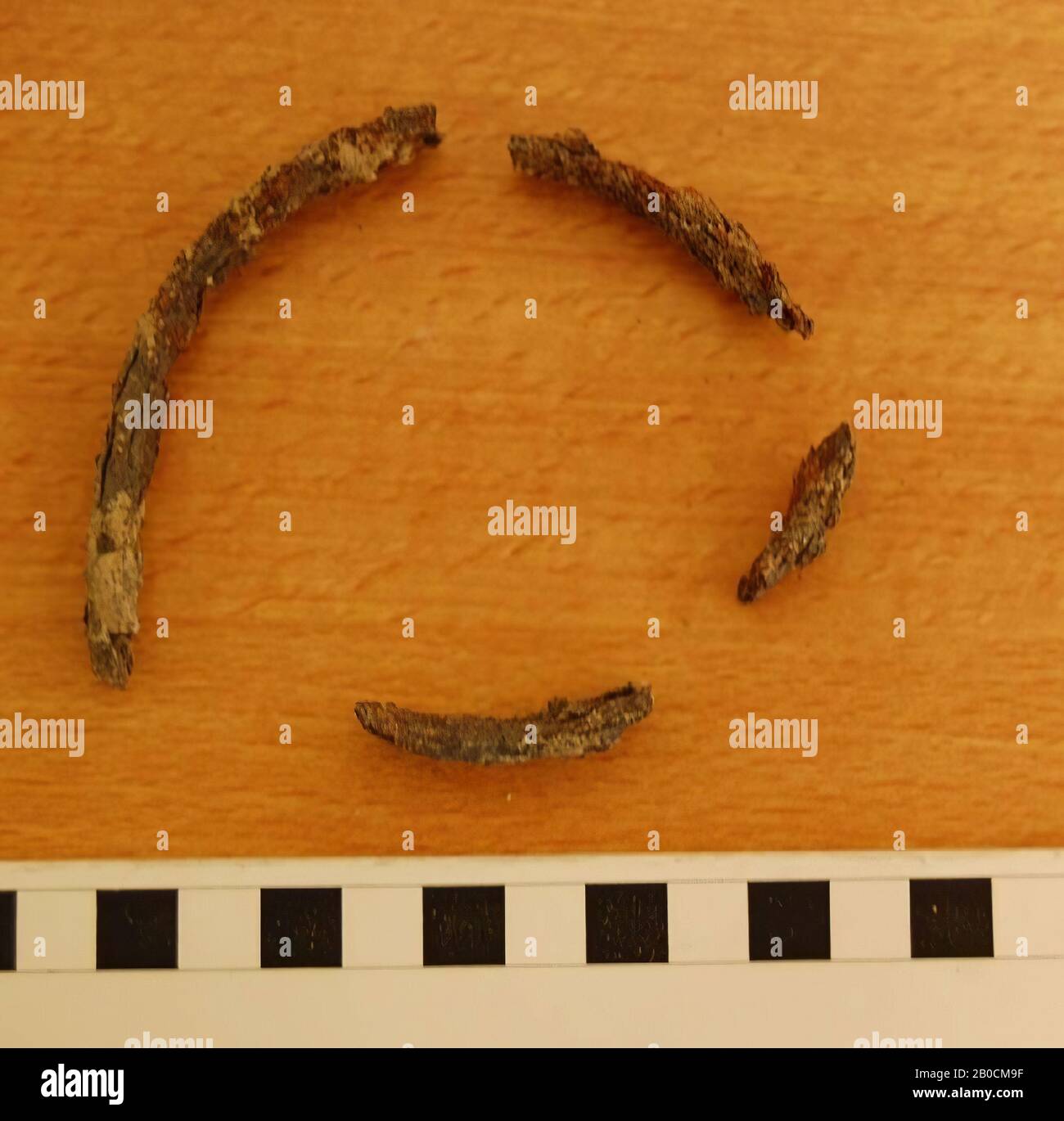 Ancient Near East, jewelry, miscellaneous, metal, iron, D 9.9 cm, H 1.1 cm, Islamic Period 1250-1600 AD, Jordan Stock Photo