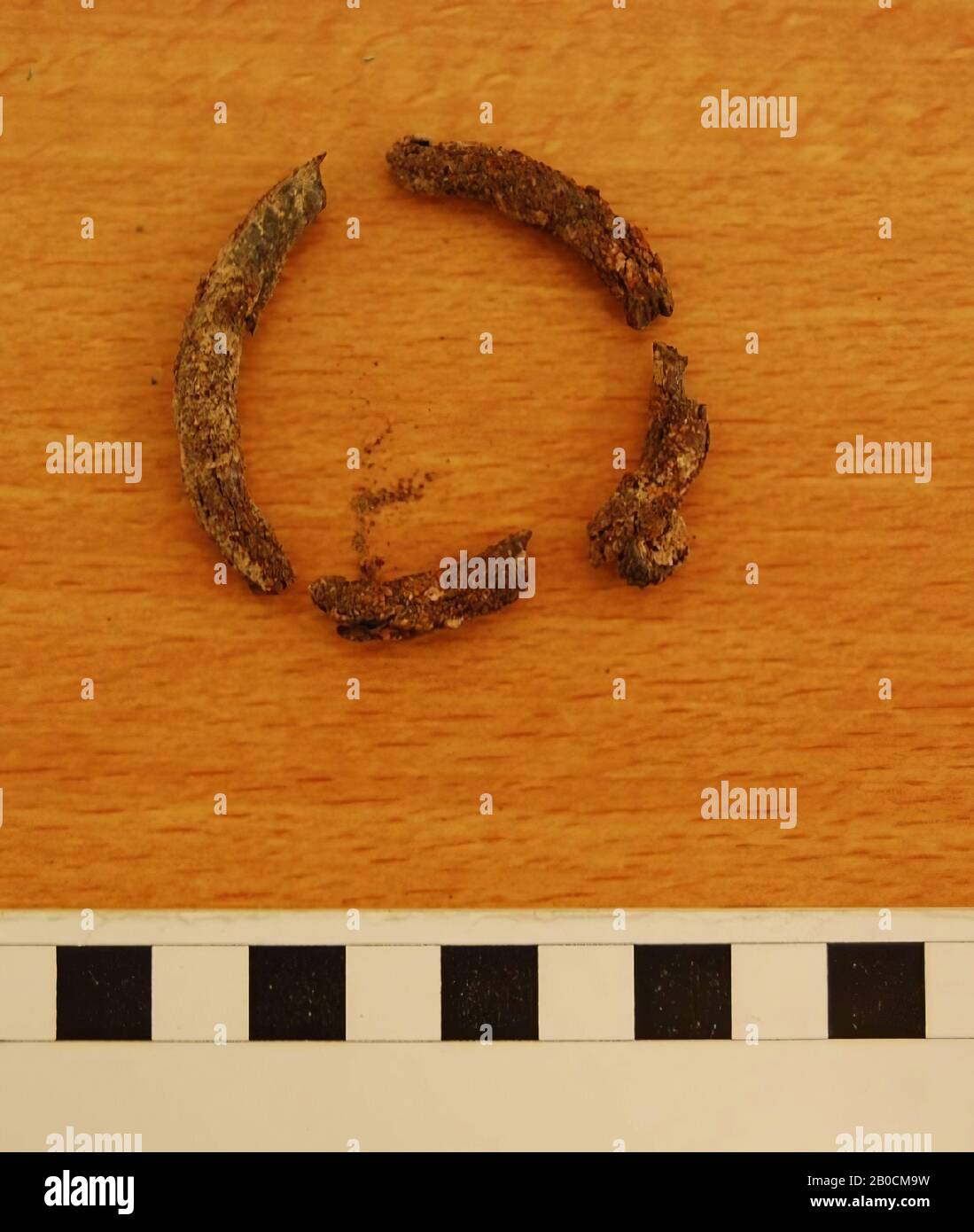 Iron bracelet broken into four pieces, both ends have an eye, corroded, grave inventory, ornament, metal, iron, D 6.5 cm, H 0.7 cm, Islamic Period 1250-1600 AD, Jordan Stock Photo
