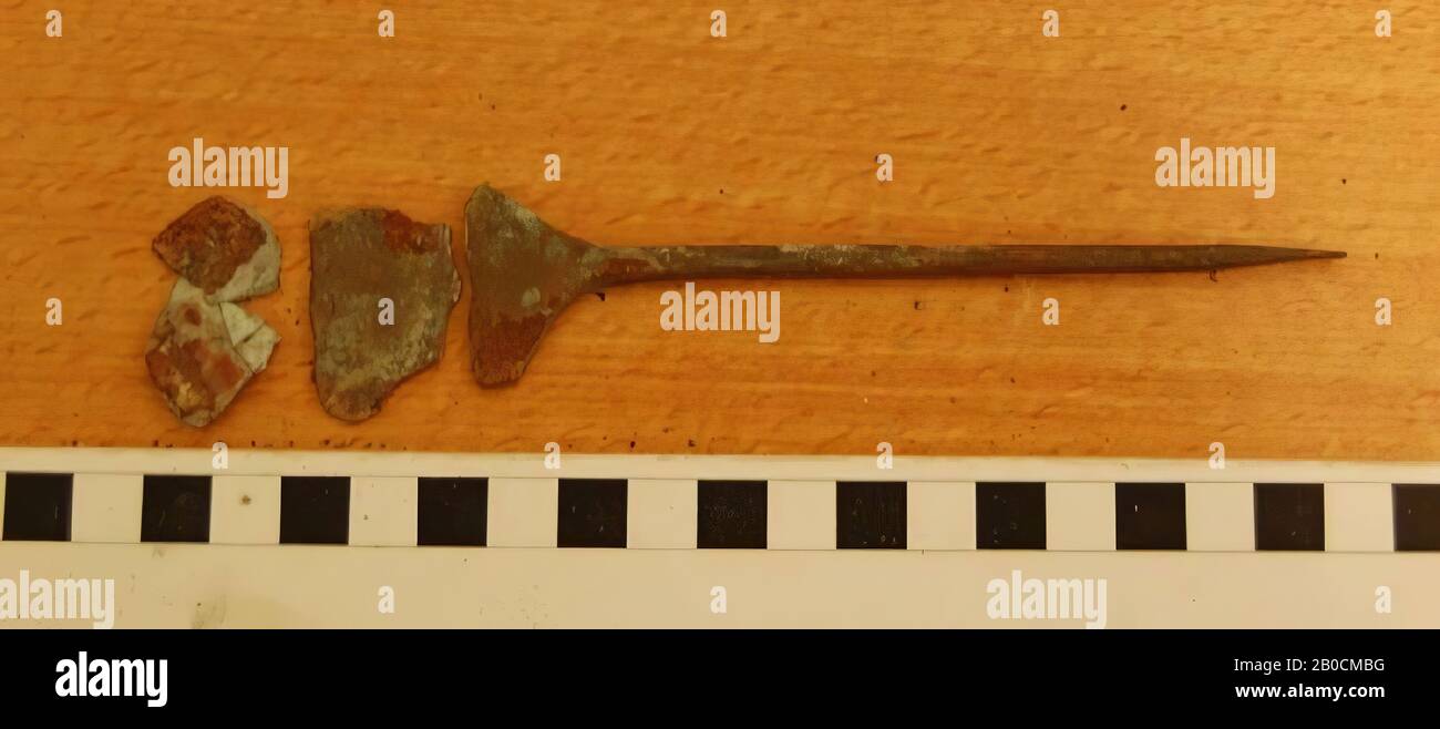 Broken bronze spatula hires stock photography and images Alamy