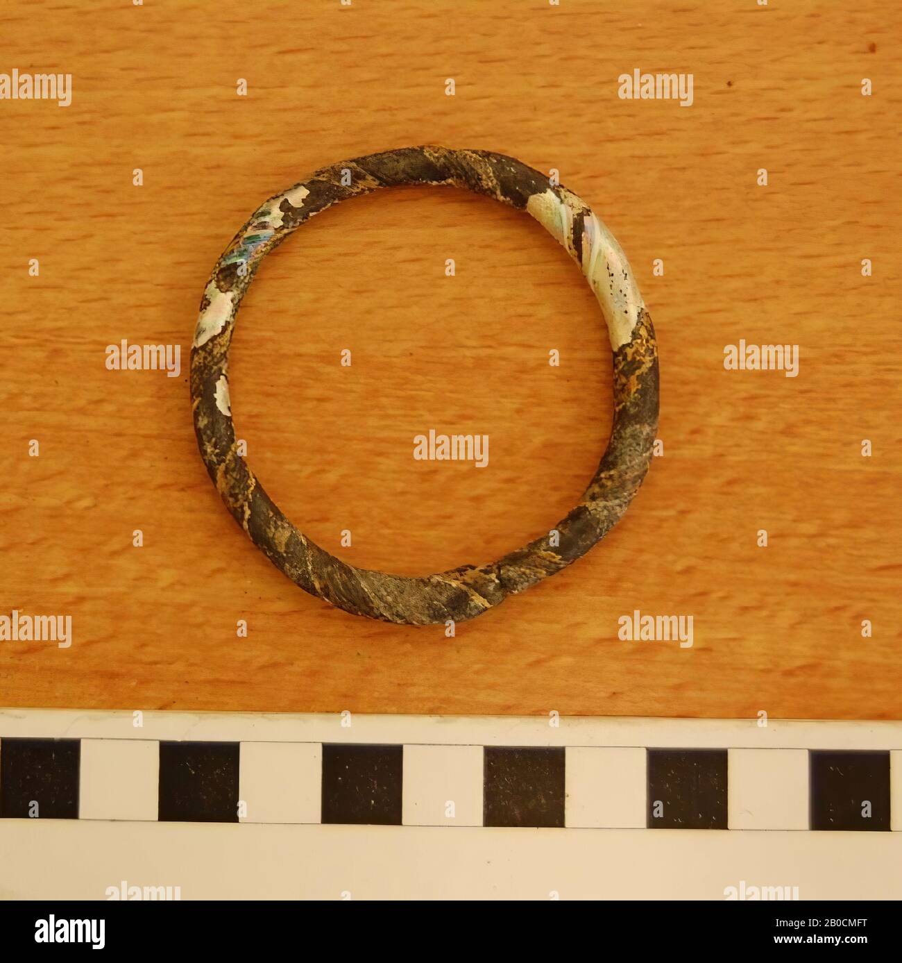 Hair or ankle ring, grave inventory, turned, ornament, glass, L 6 cm, thickness 0.6 cm, Islamic Period 1250-1600 AD, Jordan Stock Photo