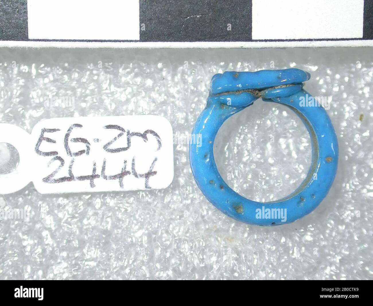 ring, Sachmet, standing, lotus scepter, ring, faience, Egypt Stock