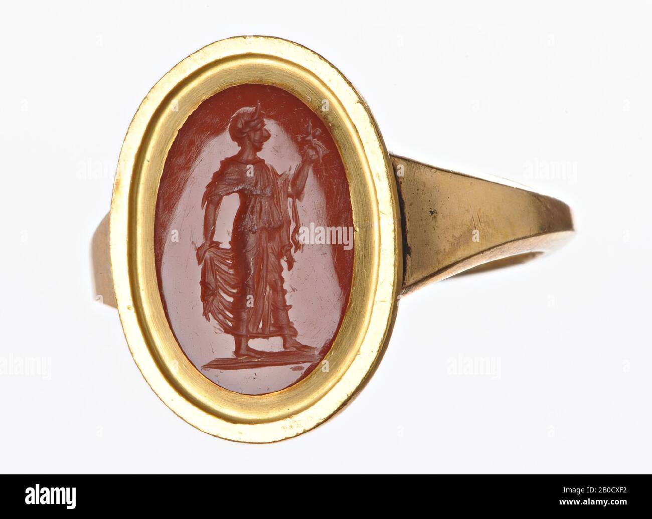 Vz: she is dressed in a chiton and a short himation arranged in an ...