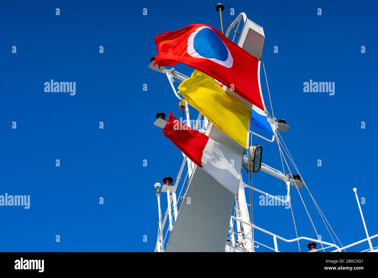 Maritime flags boat panama hi-res stock photography and images - Alamy