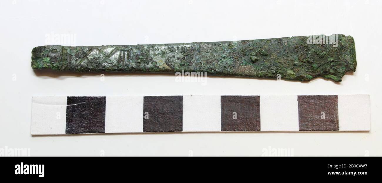 Ancient Europe, tweezers, metal, bronze, 8.0 x 1.1 x 0.1 cm, Location, France Stock Photo