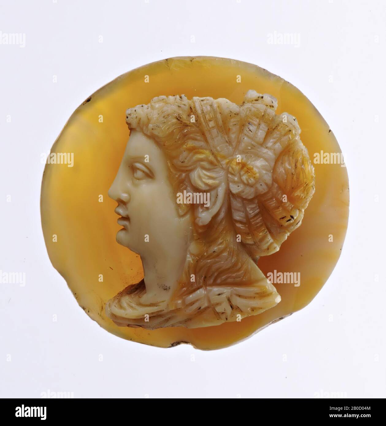 Vz: bust of woman to the left and profile, her hair is decorated with tapes, falling down in the neck, drapery, cameo, agate, 3 layers, Color: light brown Stock Photo