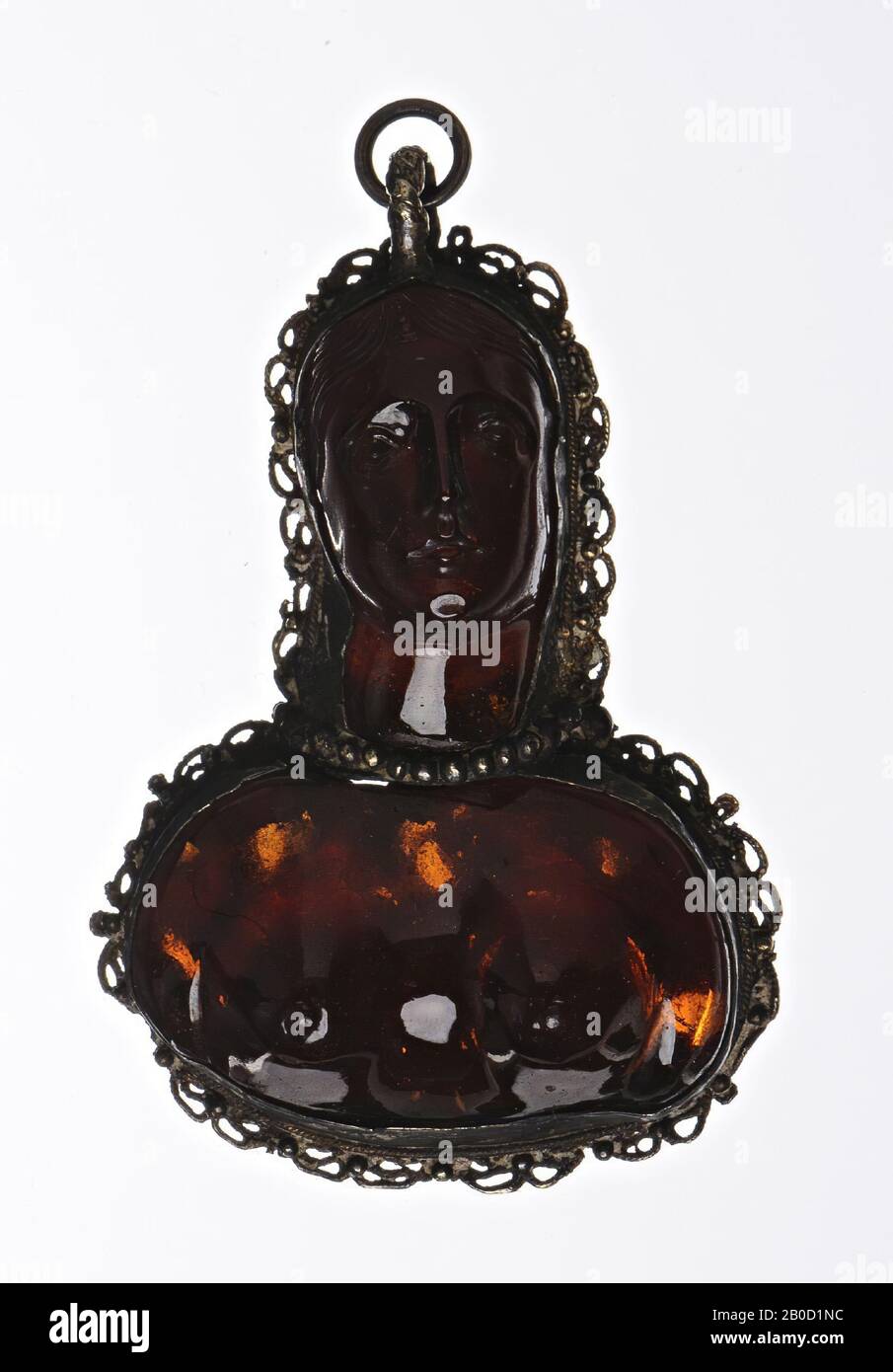 Back Necklace Hi res Stock Photography And Images Alamy