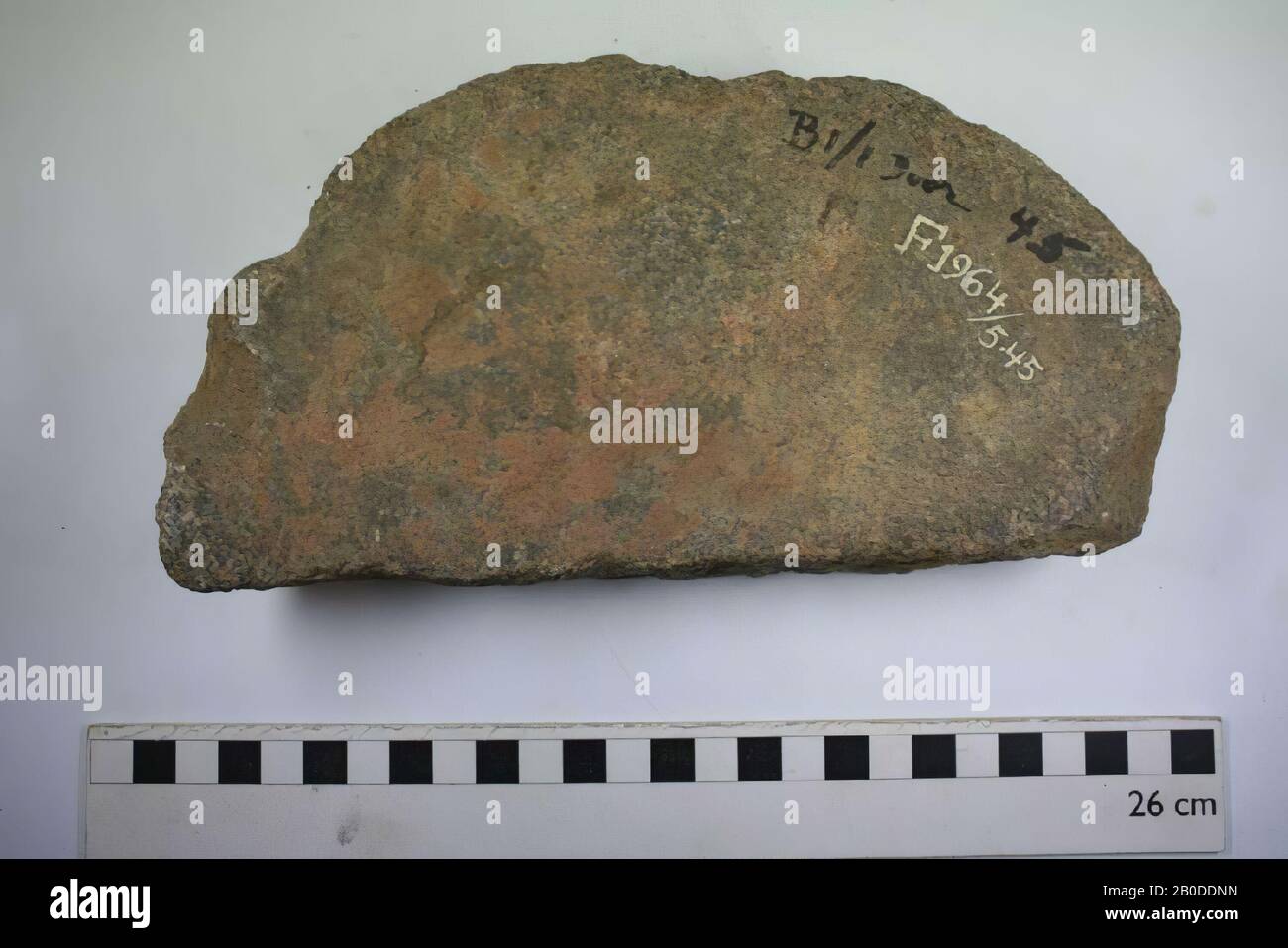 refresher, half, half of light, hollowed out grinder, grinder, granite, 0.6 x 0.5 cm, Meroitische Period, 2nd-4th century, Egypt Stock Photo