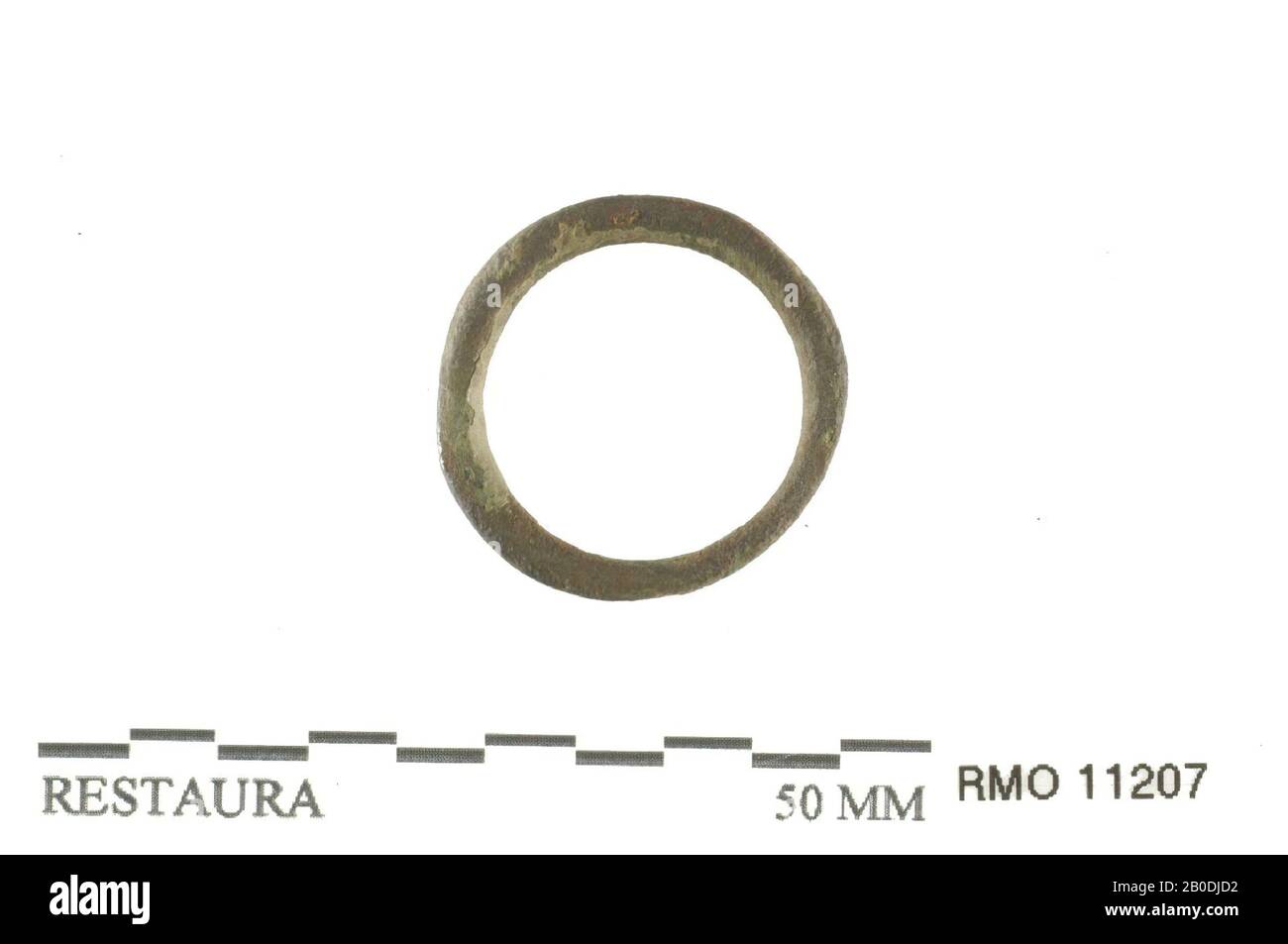 ring, worn out, ring, worn out, copper alloy, 2,4 x 2,3 cm, x, Netherlands, Utrecht, Wijk bij Duurstede, Wijk bij Duurstede, Dorestad Stock Photo